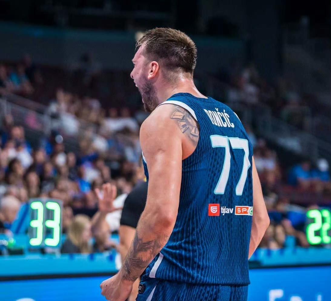 皇冠体育官方网站-斯图加特迎欧篮联关键赛，转会期外线爆发，态度坚定，细节决定成败(2米08大外援加盟山西男篮)